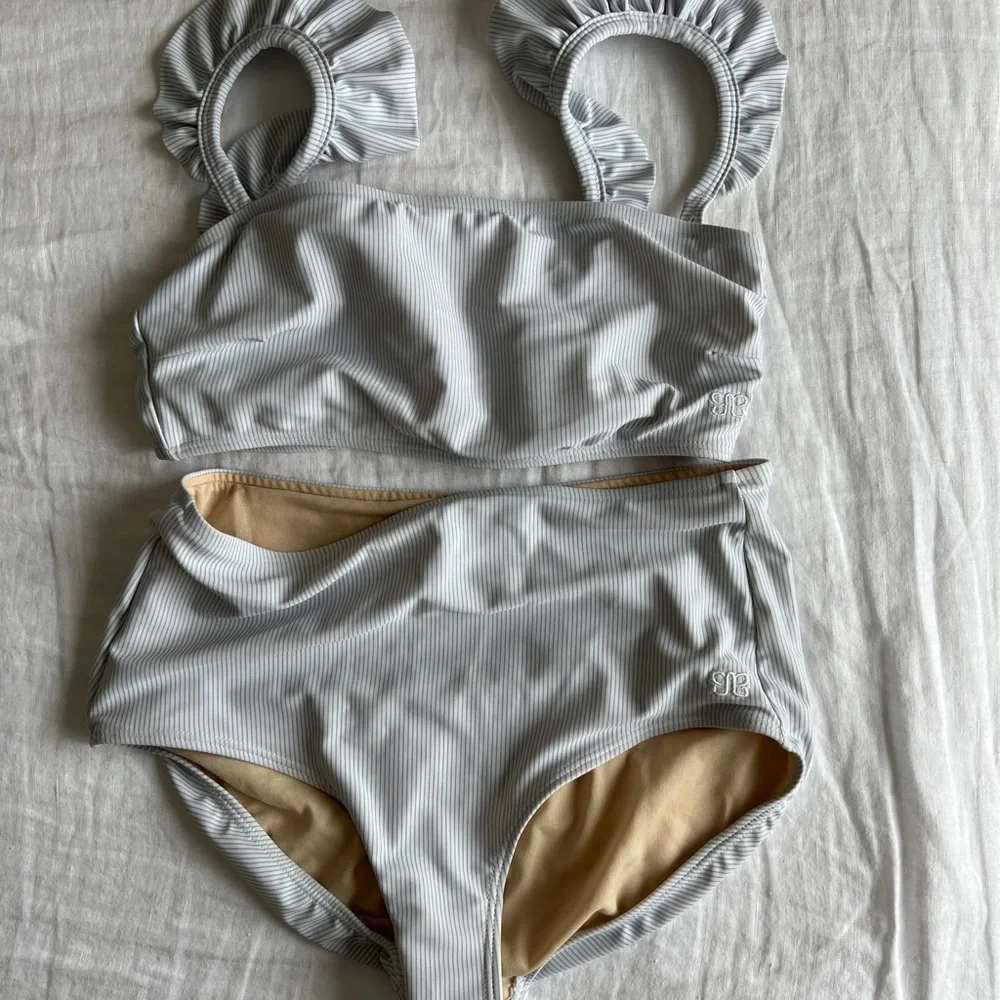 Albion White Ribbed Ruffle-Strap Bikini Set - Picture 6 of 7